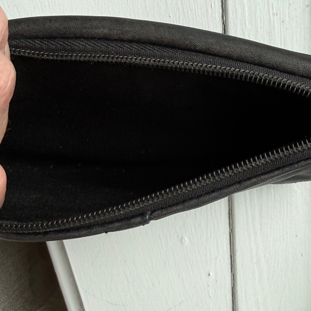 Coach SoHo Black Leather Wristlet Mini Clutch Y2K Buckle Flap - Picture 5 of 10